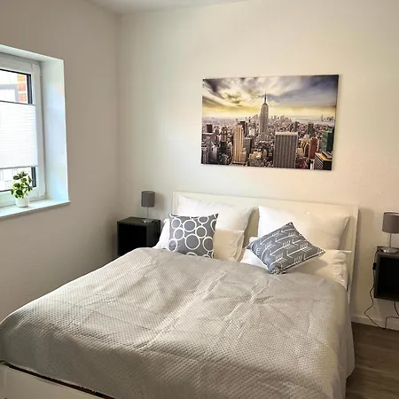 Ferienhaus Royal Gala Ebenerdig 84 Qm Carport Terrasse Neubau Free Wifi 2 Schlafzimmer Bis 4 Personen Einbauküche Meppen