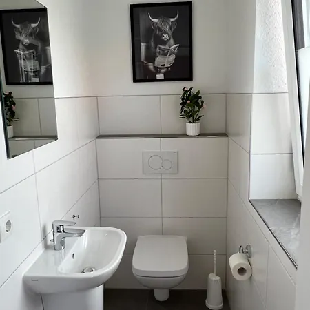 Ferienhaus Royal Gala Ebenerdig 84 Qm Carport Terrasse Neubau Free Wifi 2 Schlafzimmer Bis 4 Personen Einbauküche